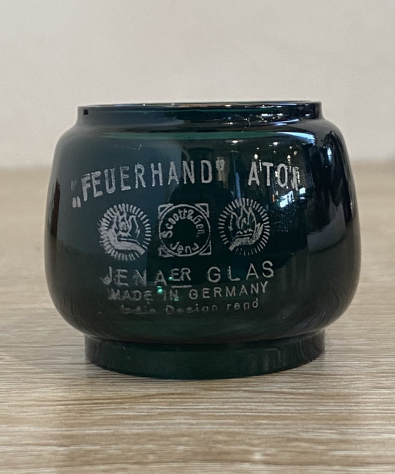 レアアイテム‼️幻級‼️FEUERHAND Nr.75 ATOM レアボディ＆グリーン