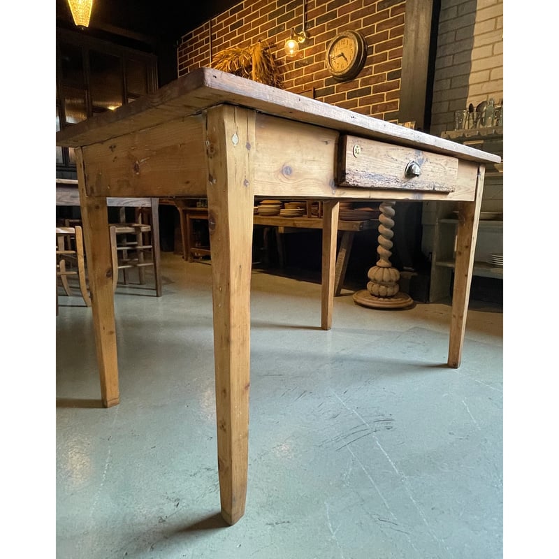 木製テーブル フランスアンティーク ④ | OGISHIMA COFFEE Antiques
