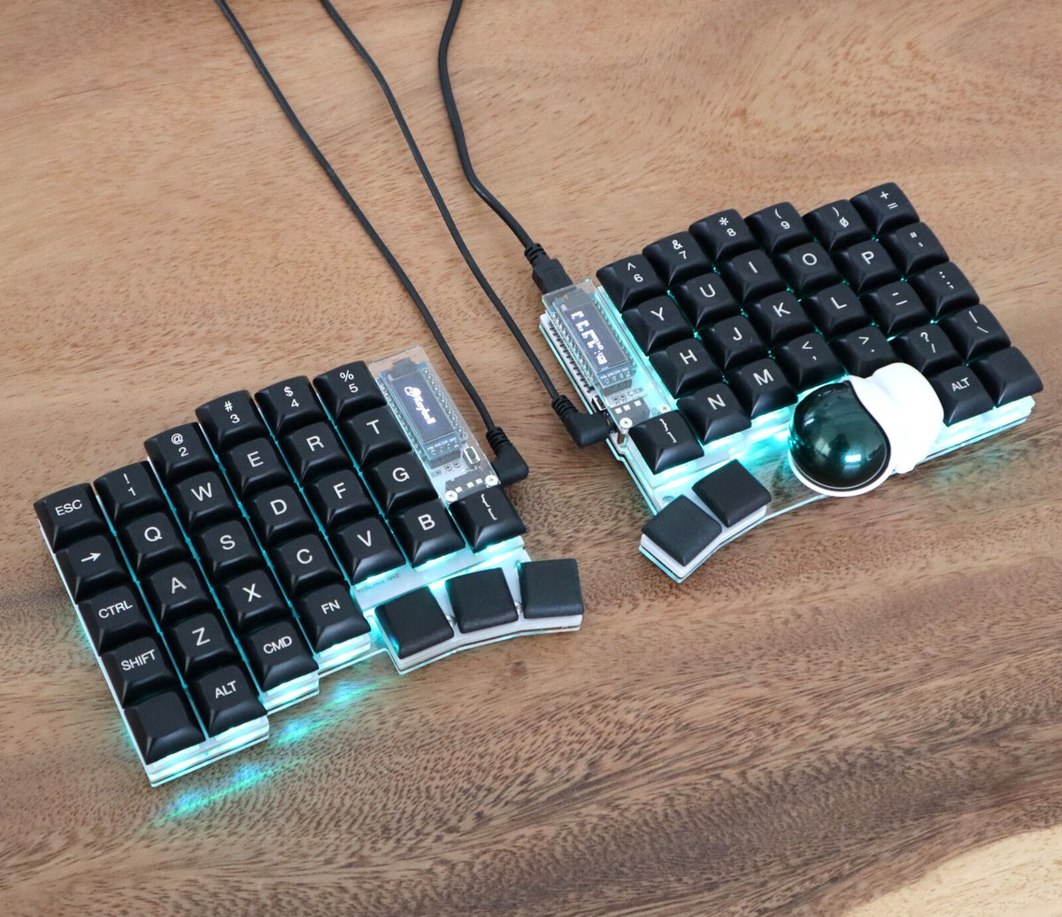 Keyball61 黒／白 | Shirogane Lab