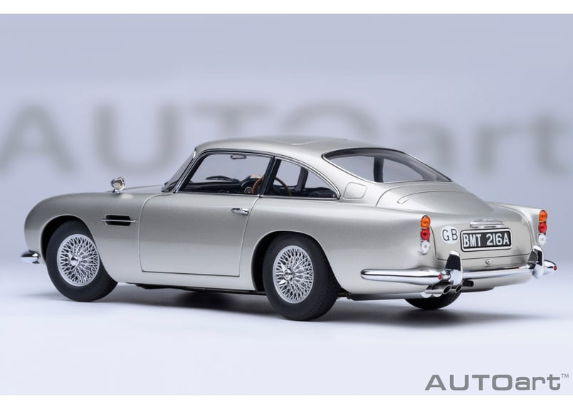 AUTOart 1/18 アストンマーチン DB5 「007／ゴールドフィンガー