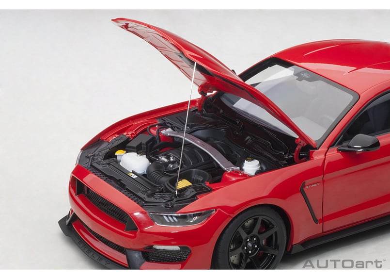 AUTOart 1/18 フォード シェルビー GT350R （レッド） 72935 | AU