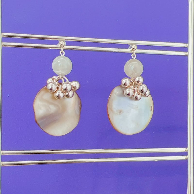 ブラウンシェルピアス・イヤリング | peth handmade accessory store