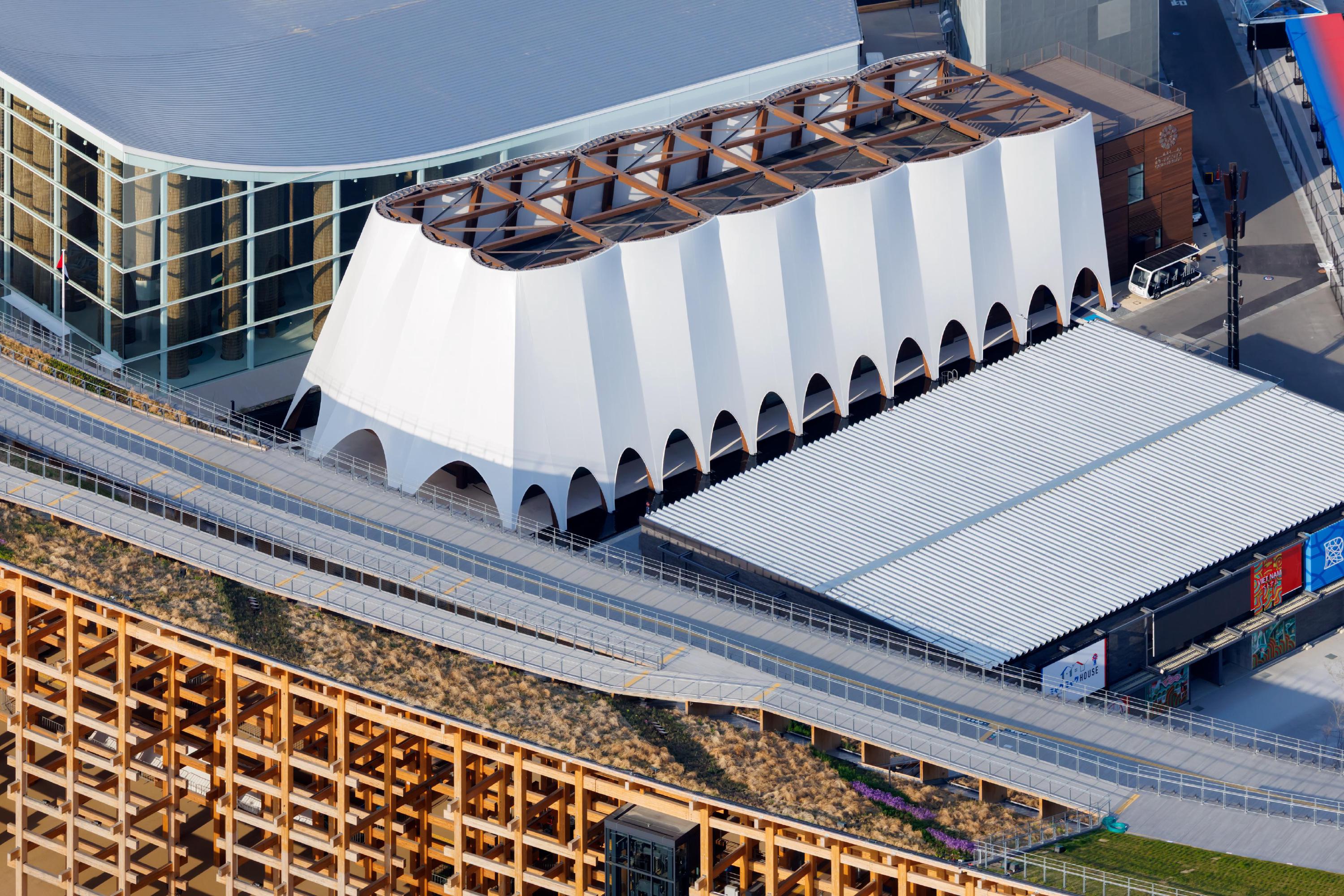KENGO KUMA AND ASSOCIATES 隈研吾建築都市設計事務所, OMA , Iwan