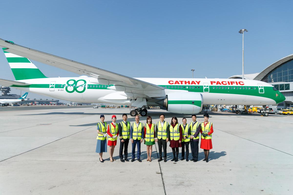香港拠点のキャセイパシフィック航空、創業80周年 特別塗装機を公開