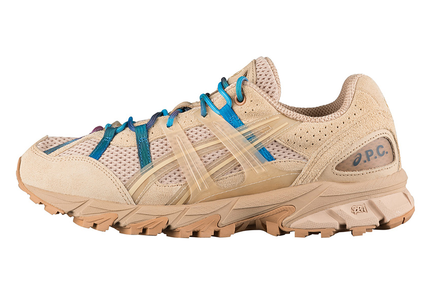 A.P.C. / ASICS」初コラボ。スパイラルマークになった“A”がアイコンで3