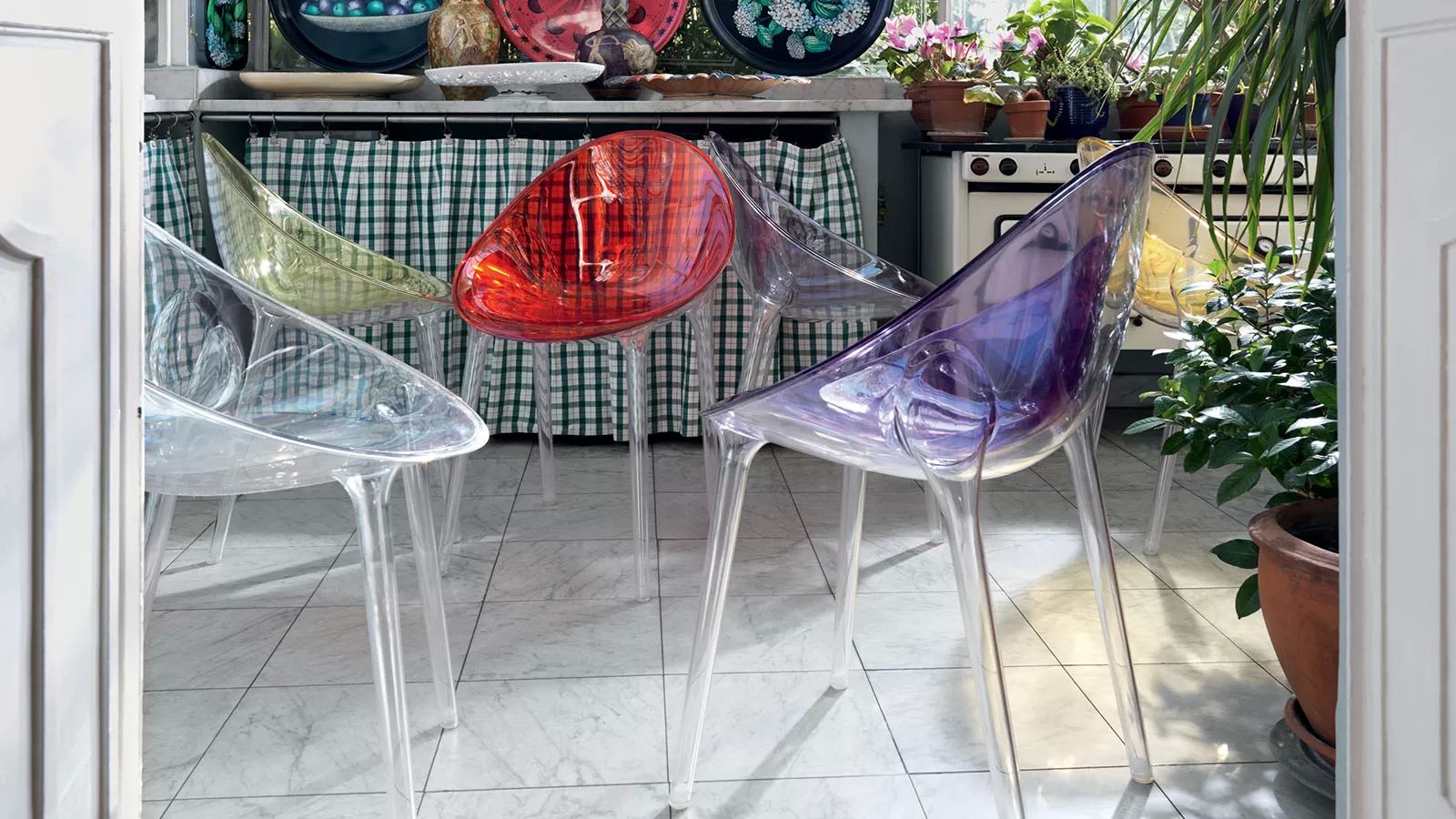 MR. IMPOSSIBLE KARTELL ARMCHAIR | Bello Spazio