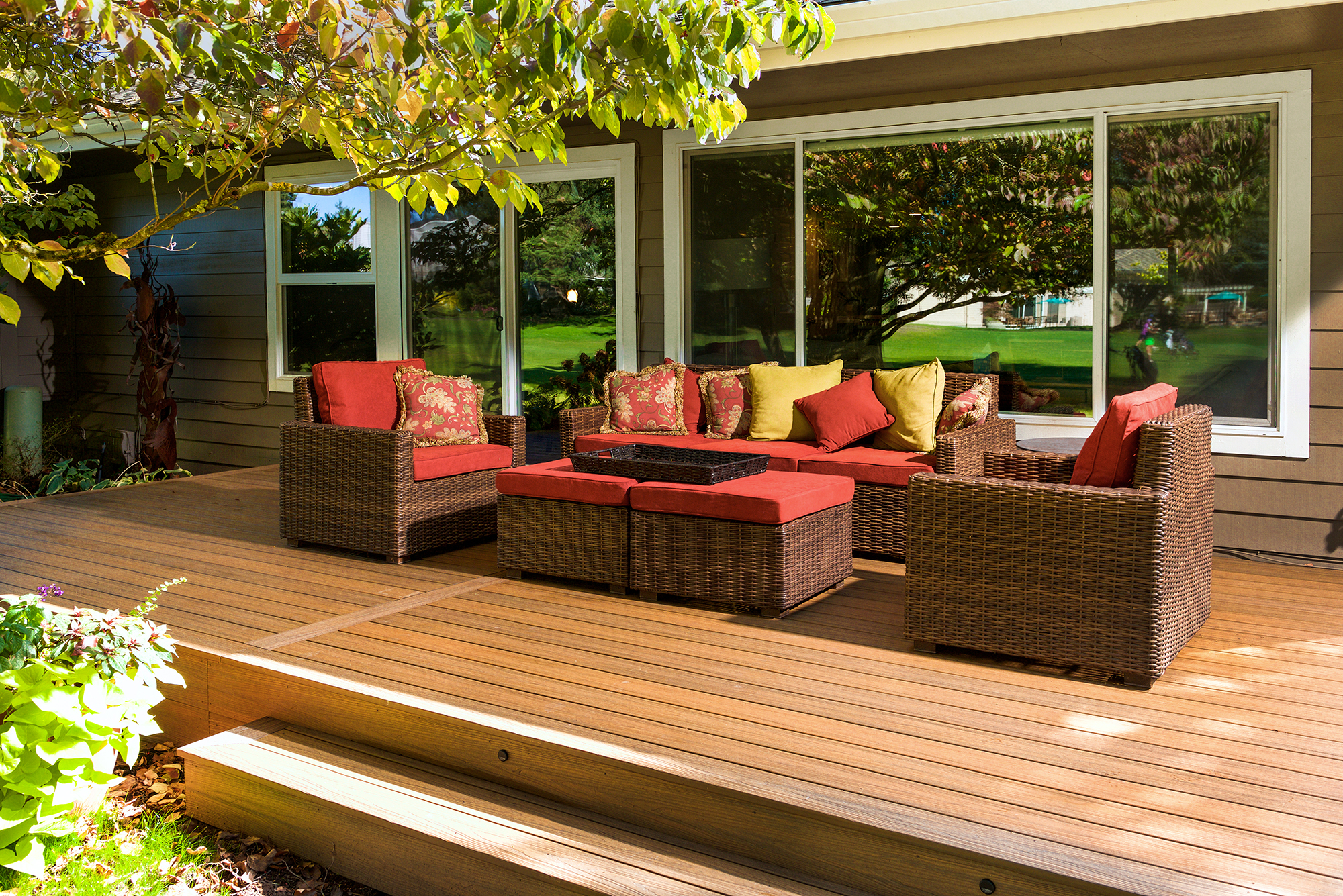 Composite Decking | Eco-friendly Wood Alternative | Sylvanix Elite