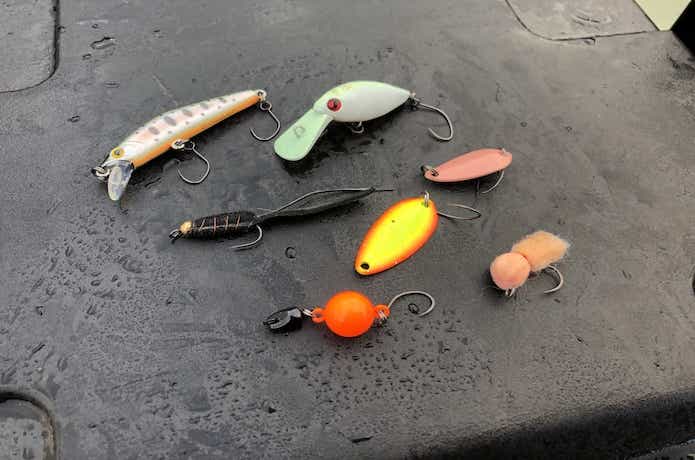 元釣具屋がエリアトラウトのルアー事情を解説！人気ルアー14アイテムも
