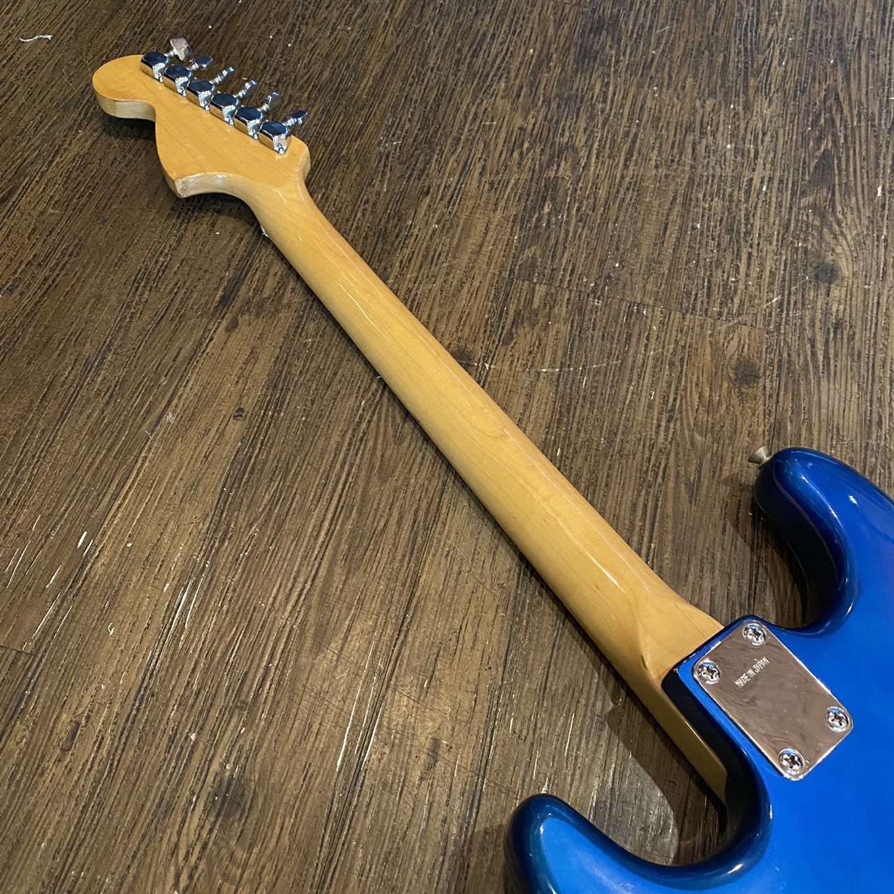 Founder Stratocaster Electric Custom Electric Guitar（中古/送料