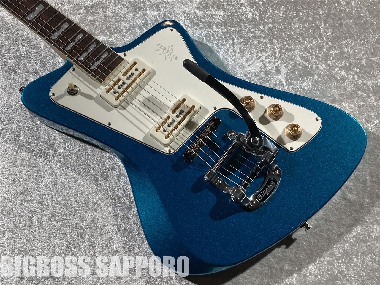 Baum Guitars Wingman-W with Tremolo (Coral Blue)（新品/送料無料
