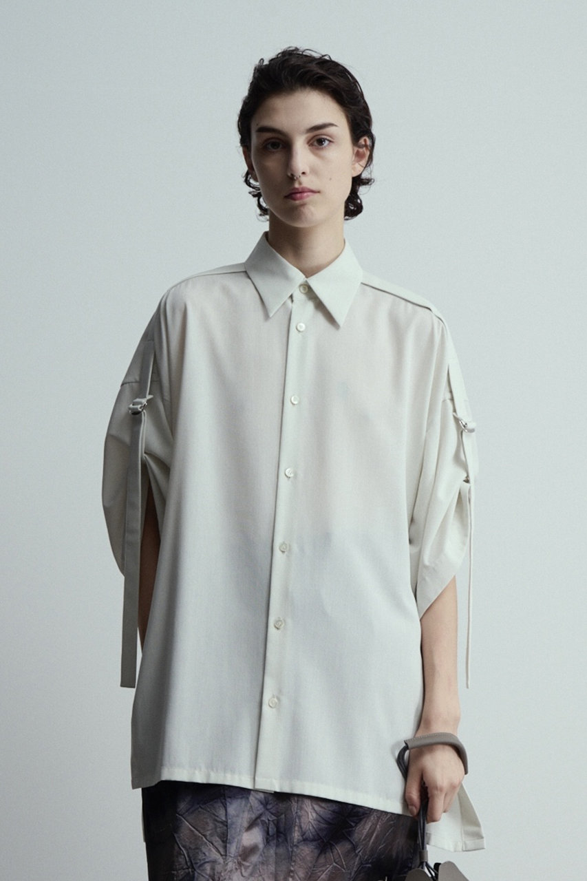 UJOH(ウジョー)｜スリーブベルト シャツ/パールホワイト の通販