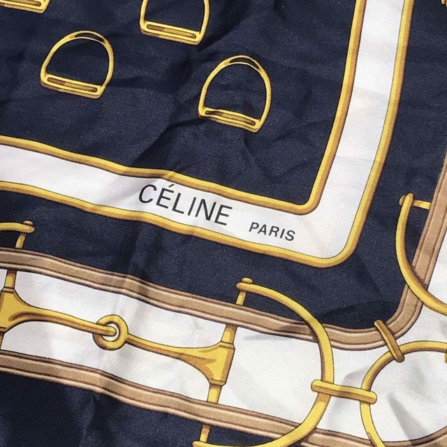 CELINE - CELINE セリーヌ 馬柄シルク大判スカーフ の通販 by kaede