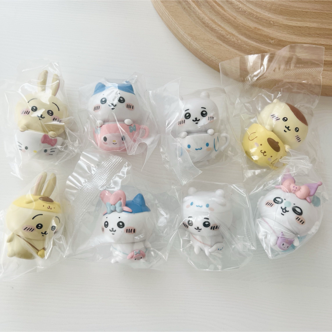 サンリオハローキティちいかわシークレットマスコットチャーム ちい