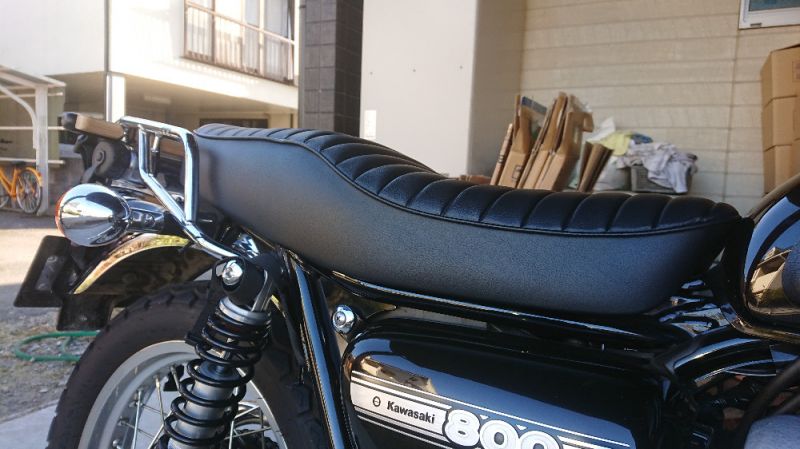カワサキ W800 シート関連 口コミ・動画インプレッション (1) | バイク