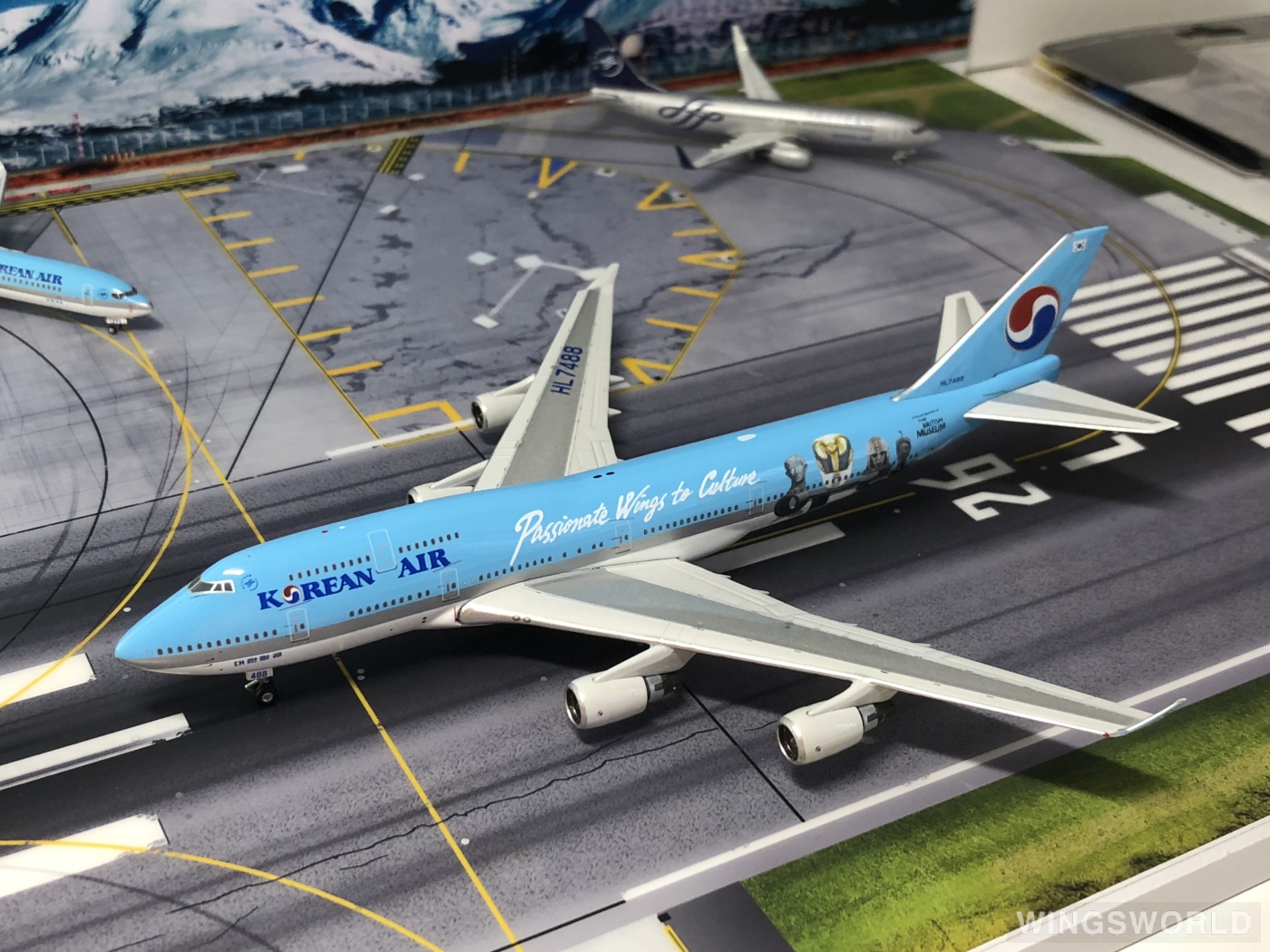 Phoenix 1:400 Boeing 747-400 Korean Air 大韩航空PH10375 HL7488