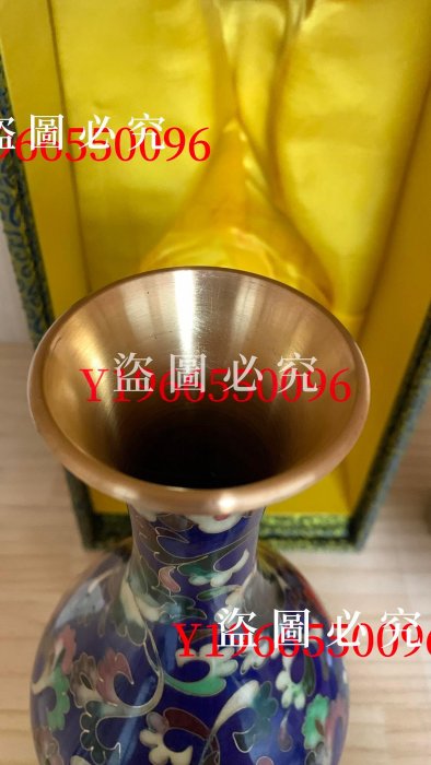 二手】名家郭明橋景泰藍掐絲琺瑯彩花瓶，高25cm，帶原裝木座和盒子。藍