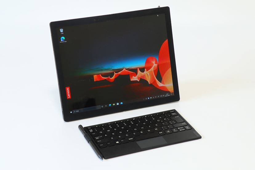 小さく持ち運んで大きく使える！ 画面折りたたみ式PC「ThinkPad X1