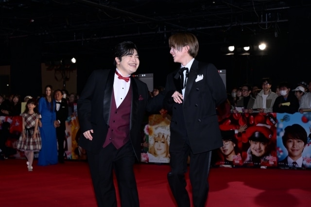 映画『はたらく細胞』永野芽郁・佐藤健ら登壇のカーペットイベント公式