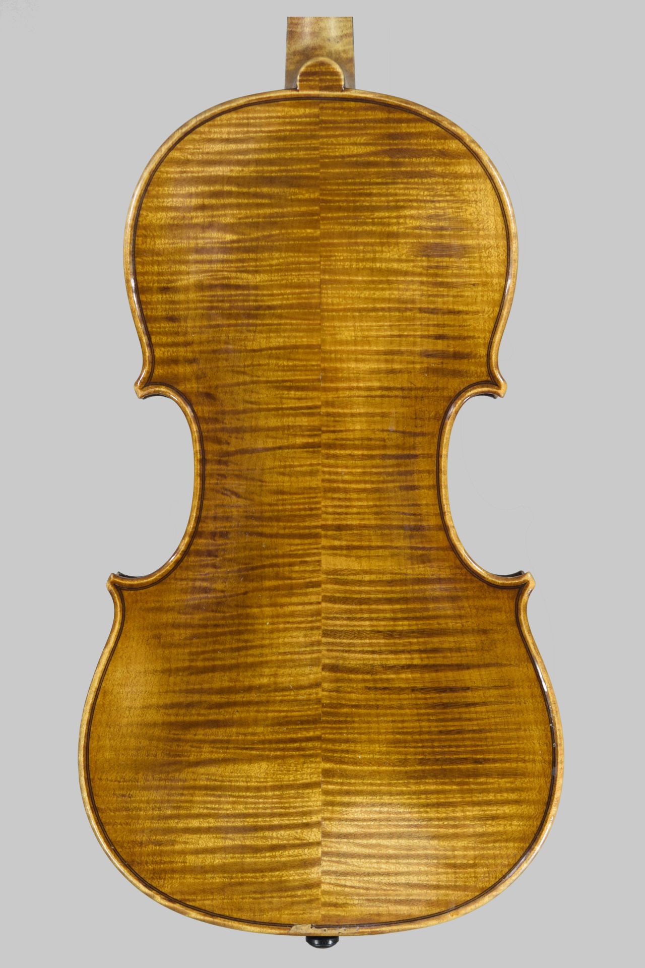 A-Dieudonne-violon-fond.jpg
