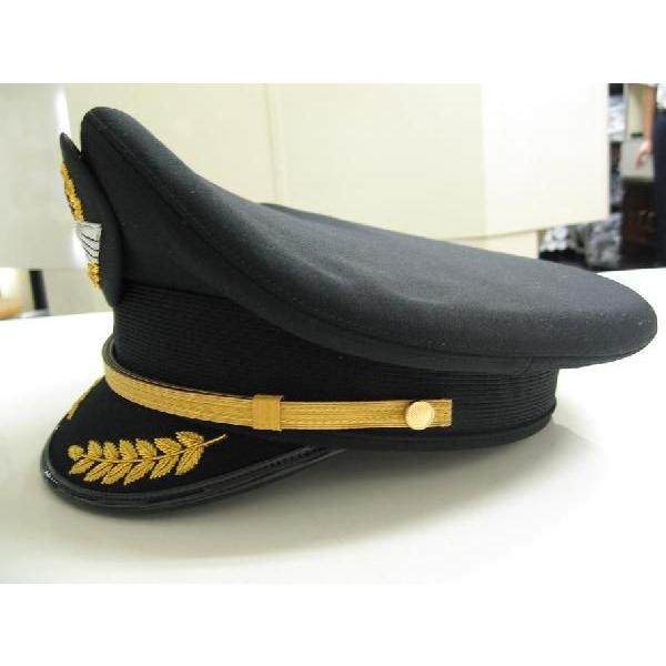 JAL-Typeパイロット制帽(JAL型・キャプテン用) ※画面右側 : パイロット