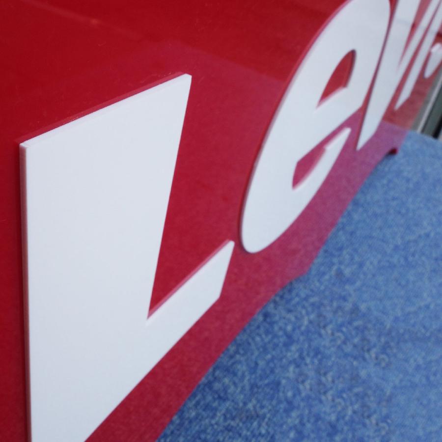 送料無料 ◇ LEVI'S 立体 アクリル 看板 片面 幅910×奥行140×高さ
