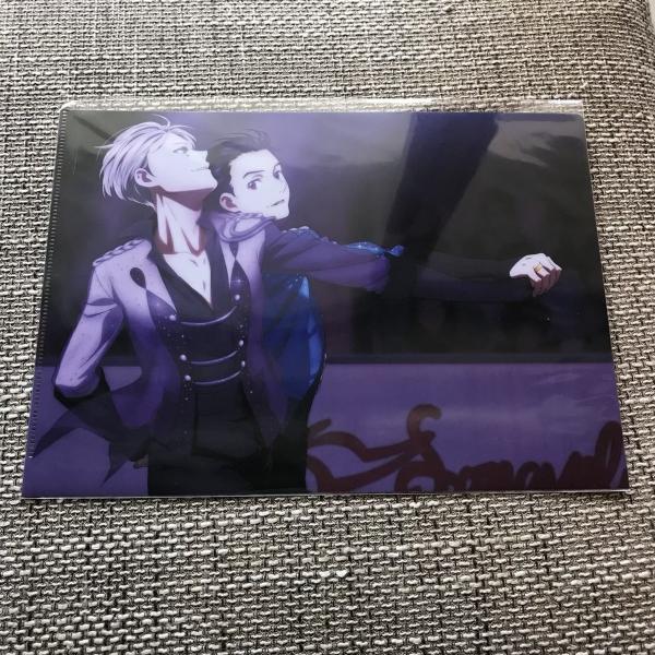 ユーリ!!! on ICE カードコレクション ヴィクトル 勝生勇利 Amazon.co