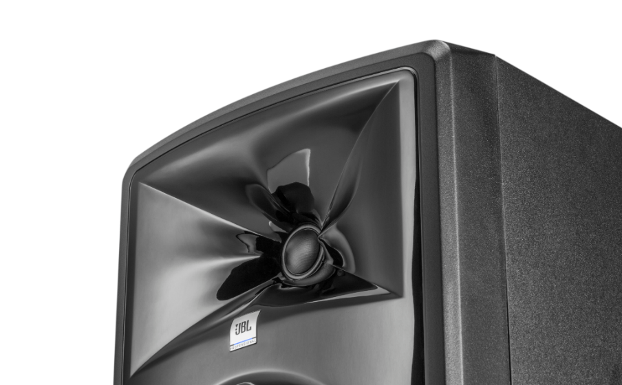 JBL 308P MkII | パワード20.32 cm（8インチ）双方向スタジオモニター