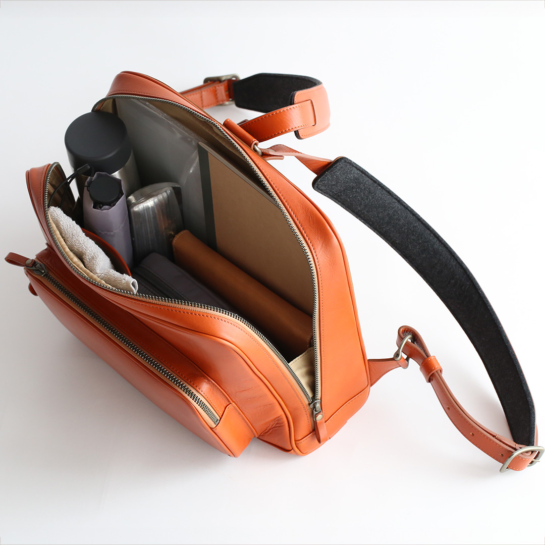 三田村カバン おとな旅あるき旅公式リュック | 香久山鞄