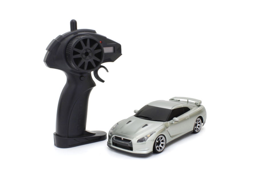 農道のポルシェ・スバル サンバーとGT-Rがラジコンになった！京商