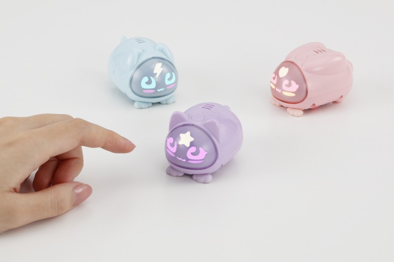 α世代へ！日本発“デジタルKAWAII”！手のひらサイズのペットロボット