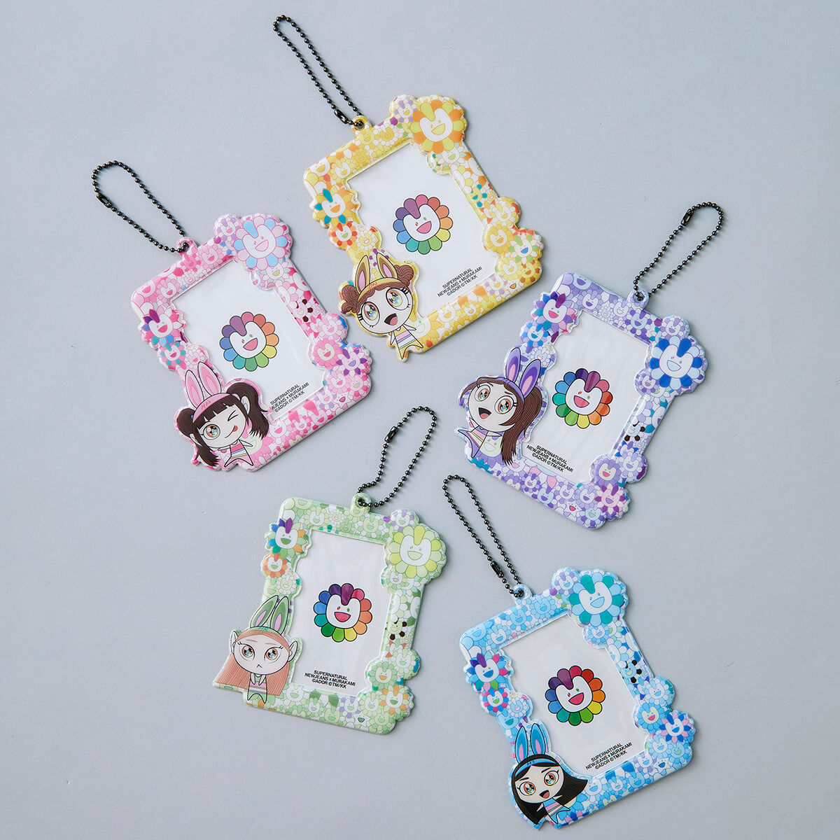 NewJeans x MURAKAMI Photo Card Holder Keyring (DANIELLE) – LINE