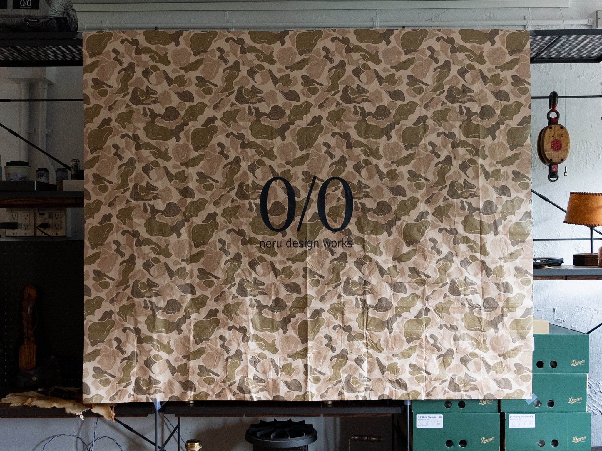 TOPOカモ レジャーシート – LOG