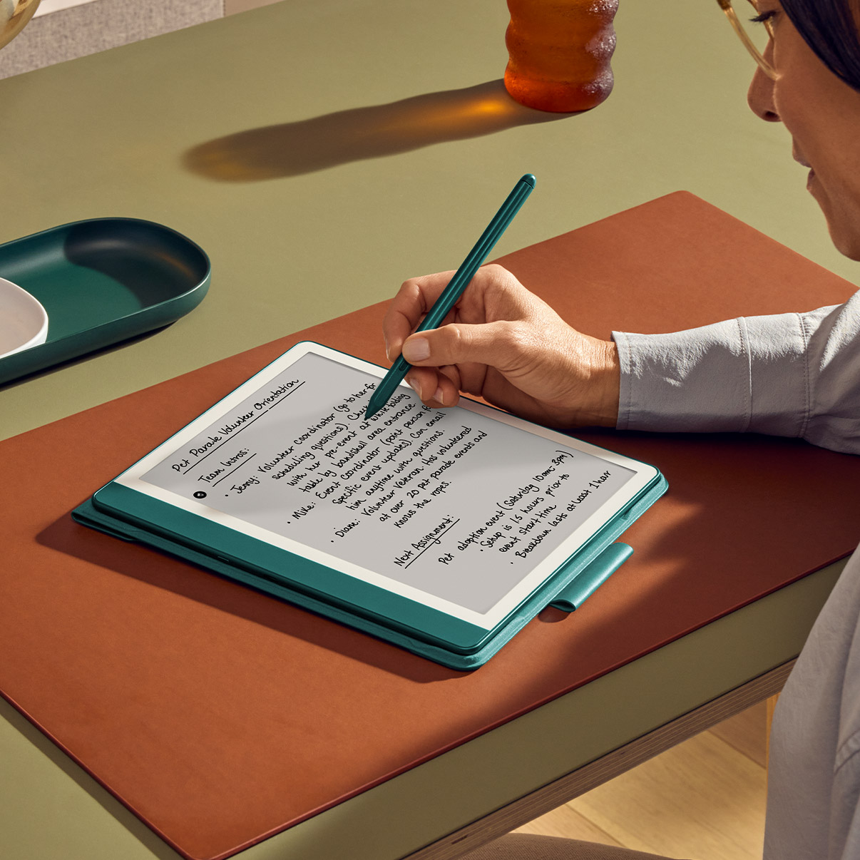 New Kindle Scribe: Write in Books & Notes | 10.2