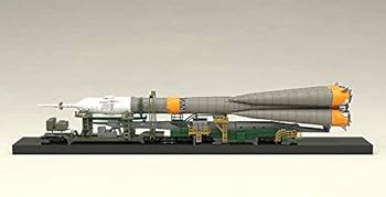 Amazon | 1/150プラスチックモデル ソユーズロケット+搬送列車 1/150
