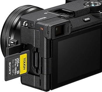 Amazon | Sony Alpha 6700 – APS-C交換レンズカメラ 26MPセンサー、4K