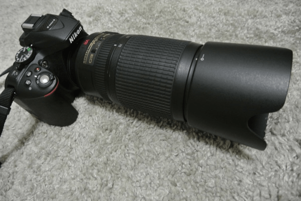 Nikon D5300と望遠レンズAF-S VR Zoom-Nikkor 70-300mmで巨大な満月