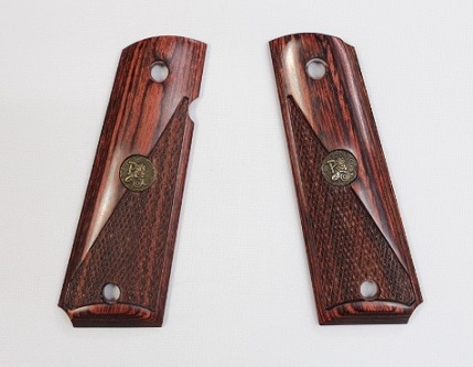 パックマイヤー コルト 1911 木製グリップ/ハーフ チェッカー ローズ