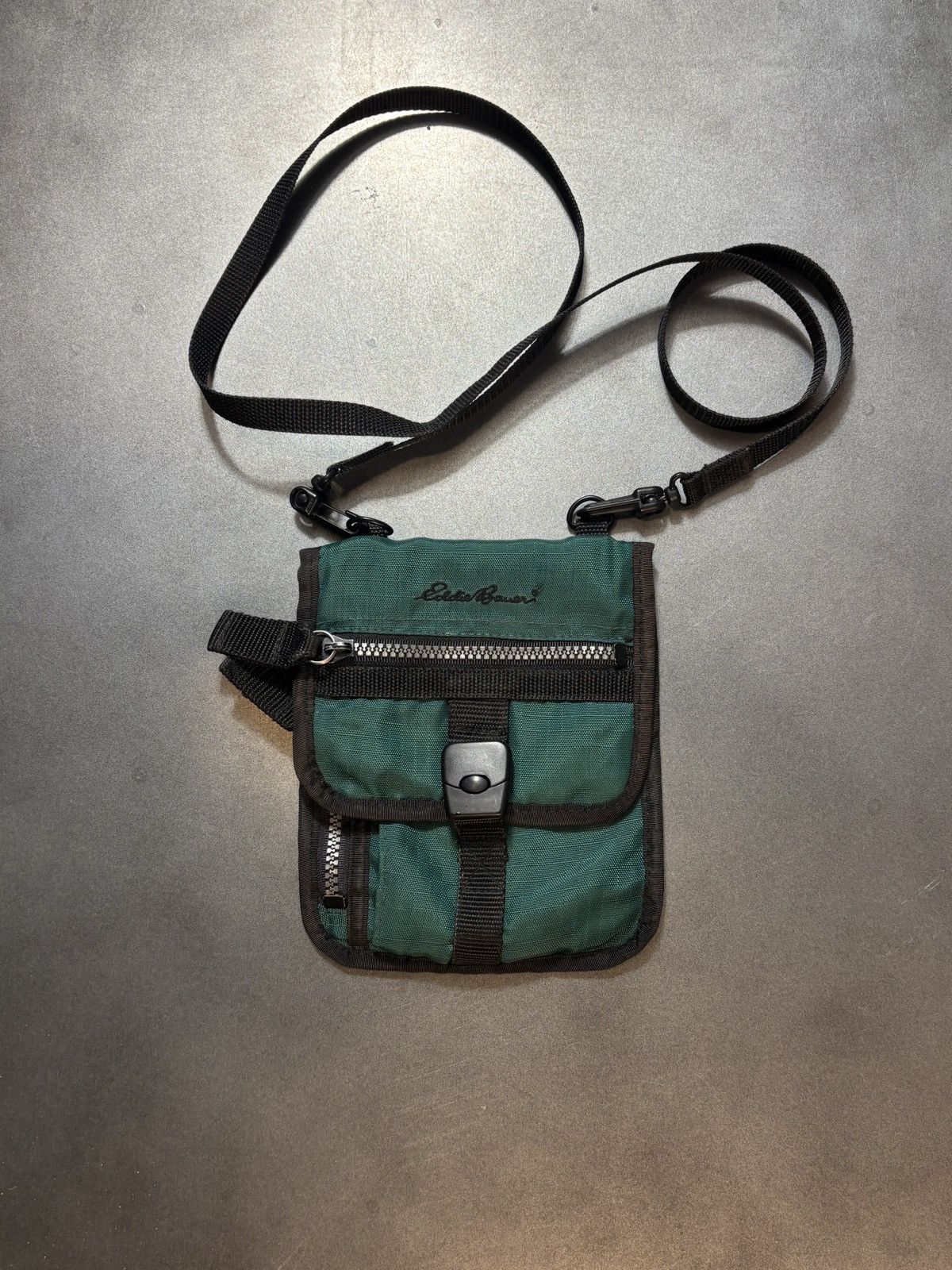 Eddie Bauer 90's Vintage Blue/Green Eddie Bauer Messenger Side Bag