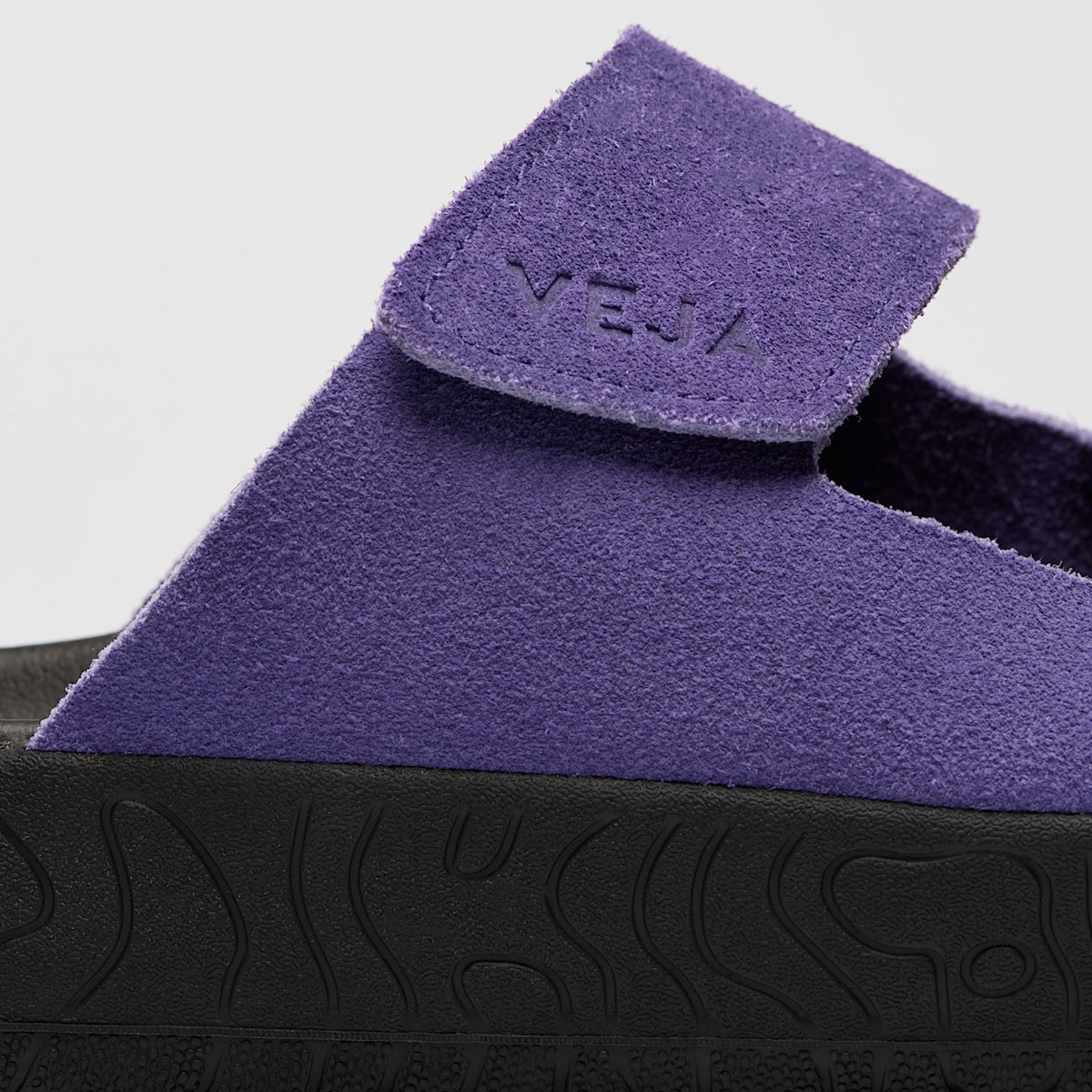 ETNA SUEDE ACAI BLACK | VEJA