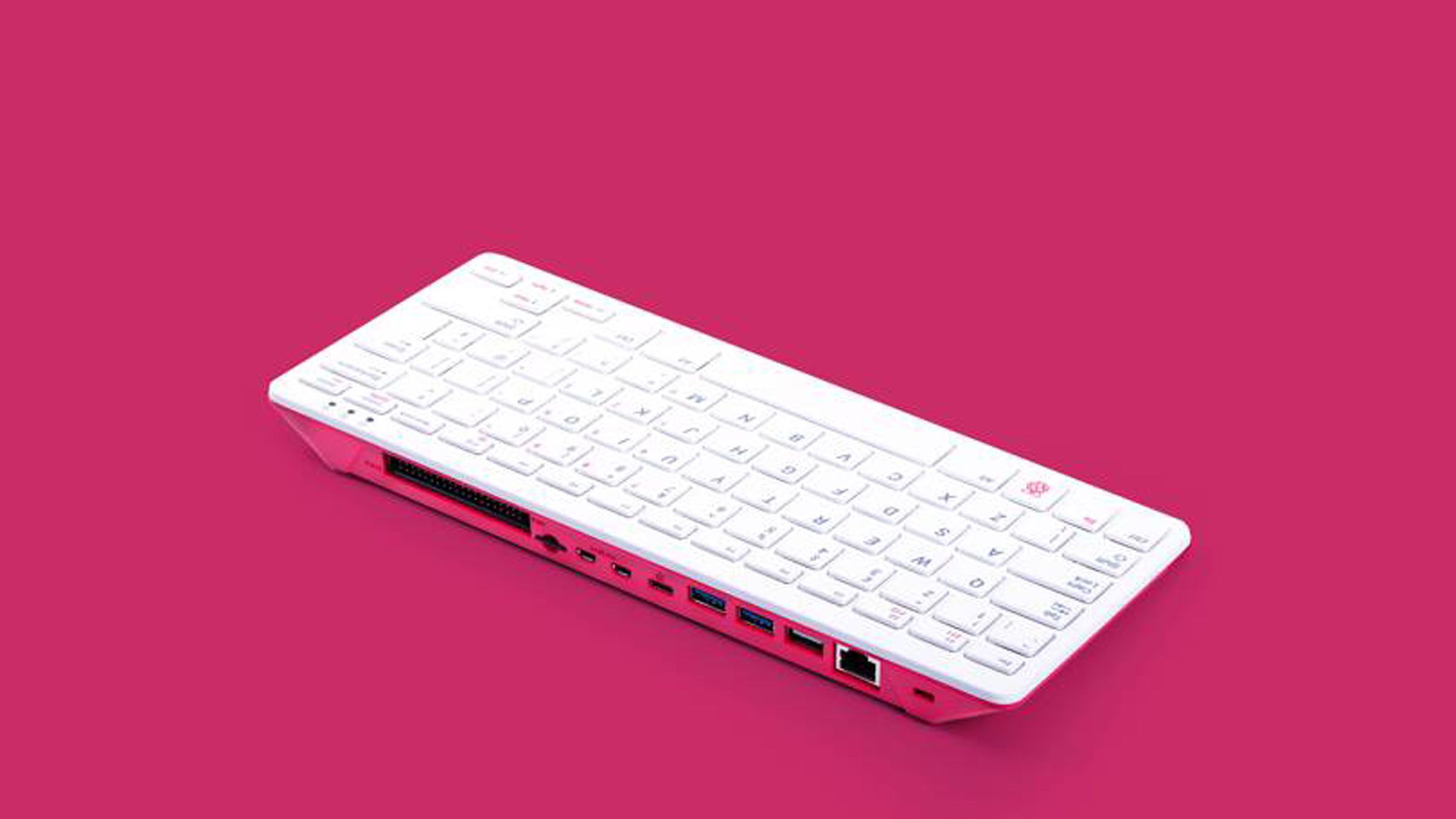 必要十分な性能のキーボード一体型PC「Raspberry Pi 400」は