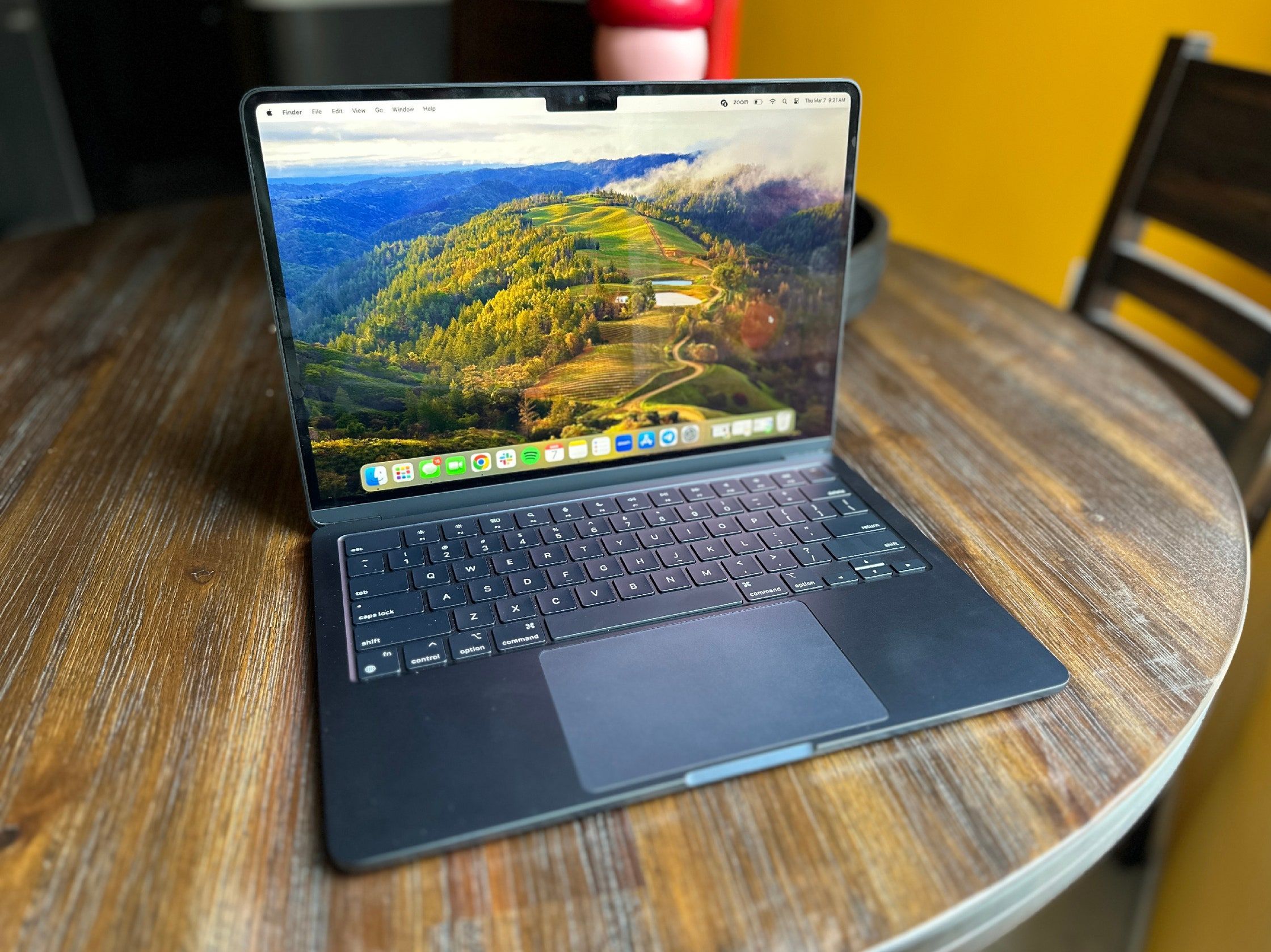 M3搭載「MacBook Air」13インチ レビュー：順当な進化を遂げたが