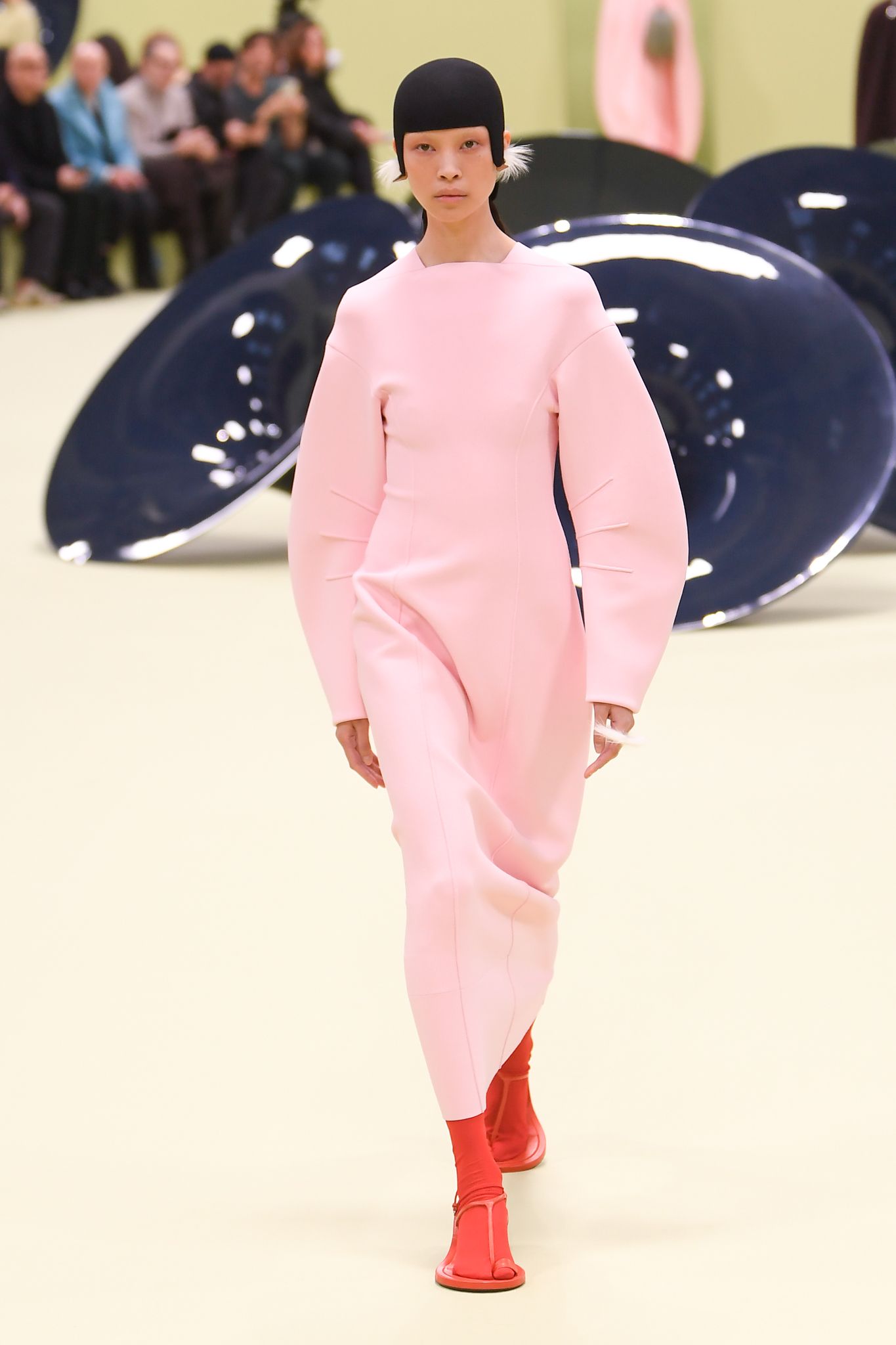 ルック】「ジル サンダー」2024-25年秋冬コレクション - WWDJAPAN