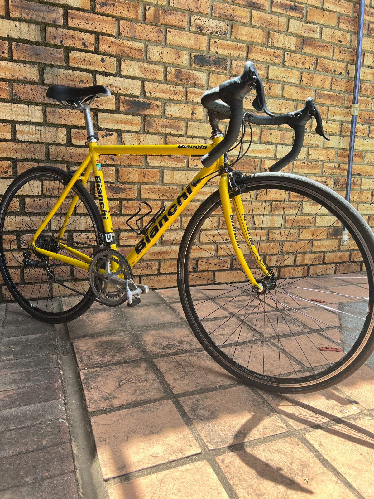 Bianchi gold race 200 53cm 2x9 campagnolo | Road Bikes | Bike Hub