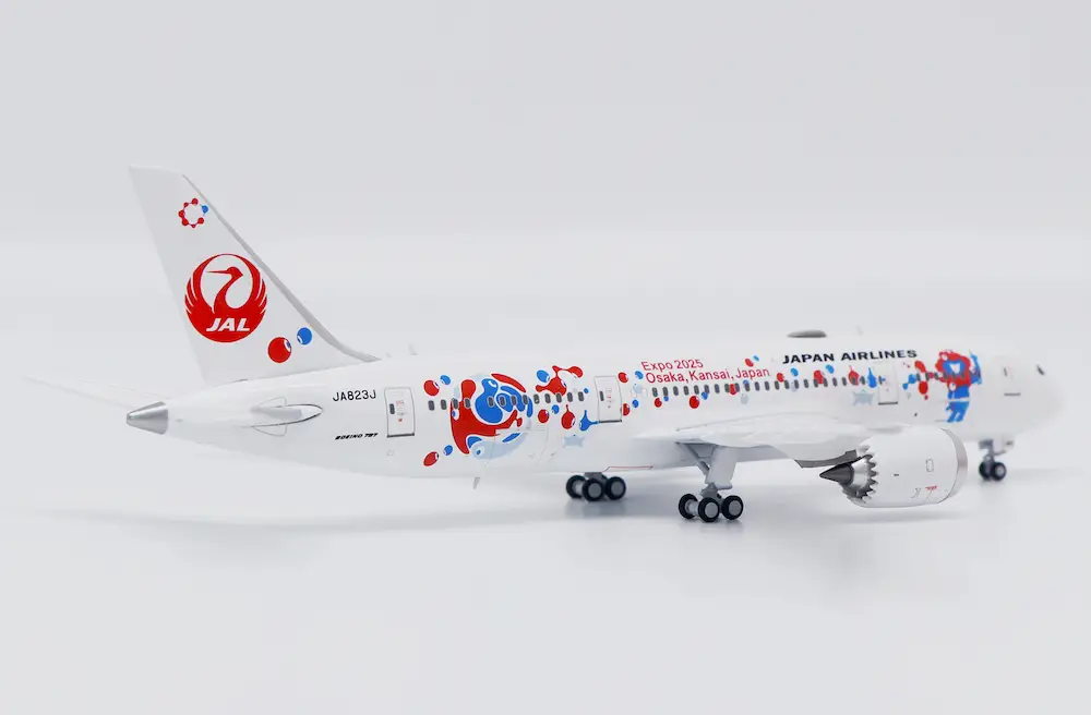 JC Wings 1/400 Japan Airlines Boeing 787-8 [Expo 2025] Reg: JA823J