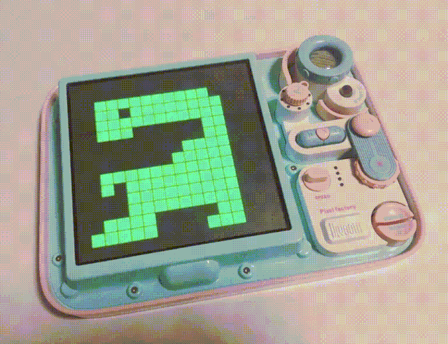 タッチパネルで直接ドット絵が描けるお絵かきボード！「PIXEL FACTORY