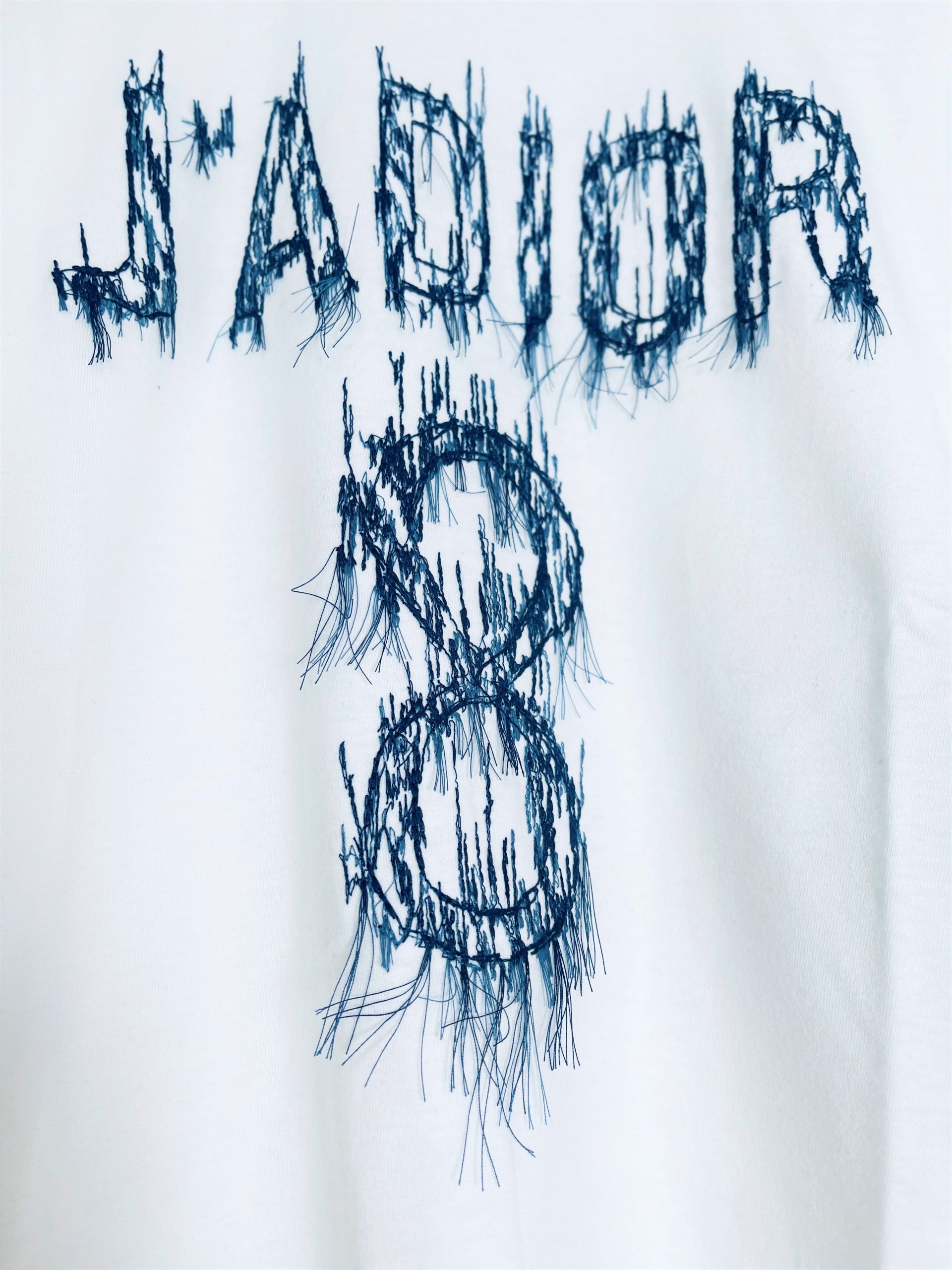 Dior White & Navy J'Adior 8 Embroidered T-Shirt – MILNY PARLON