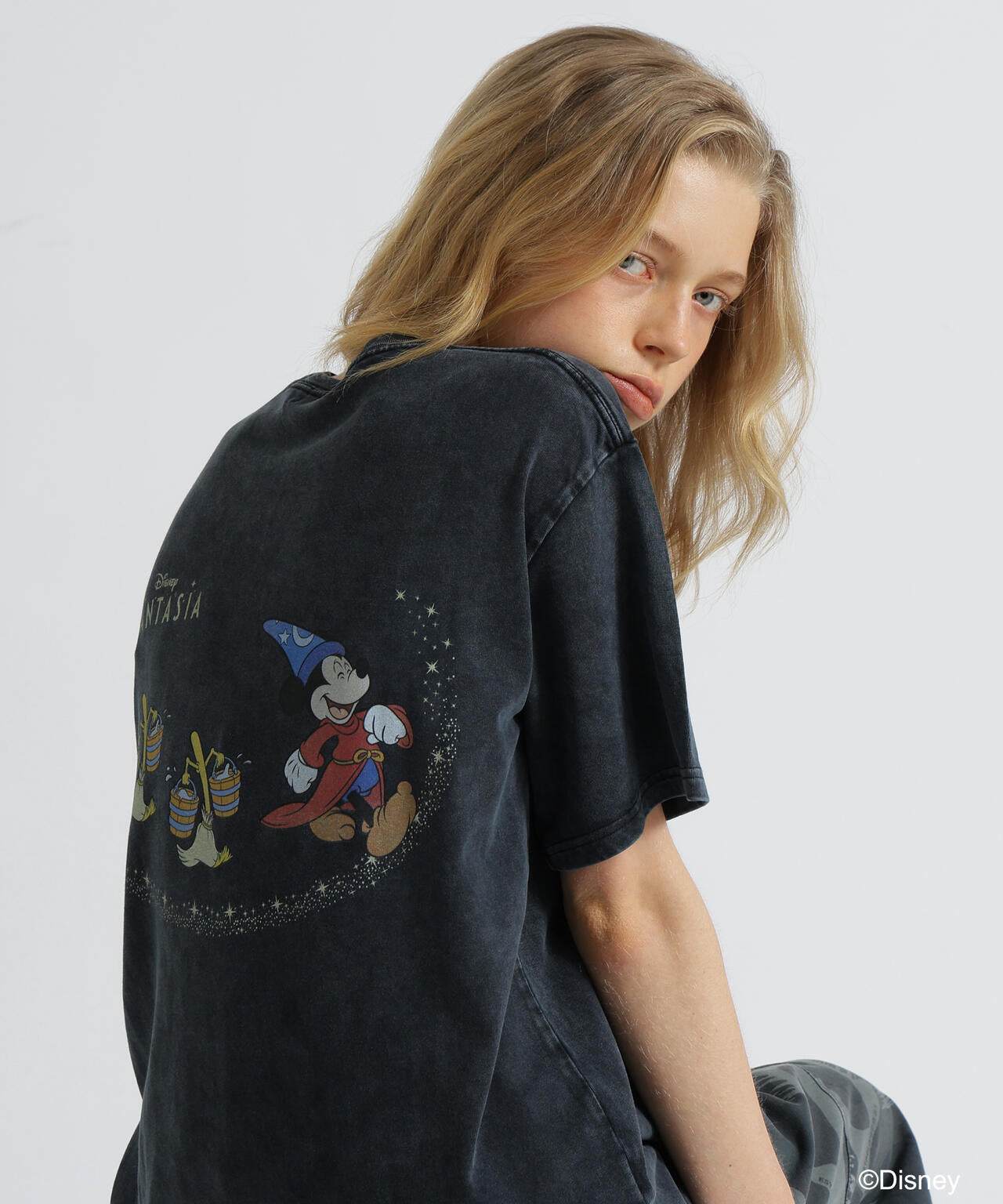 Disney Collection》FANTASIA / MICKEY MOUSE / L-BROOM T-SHIRT