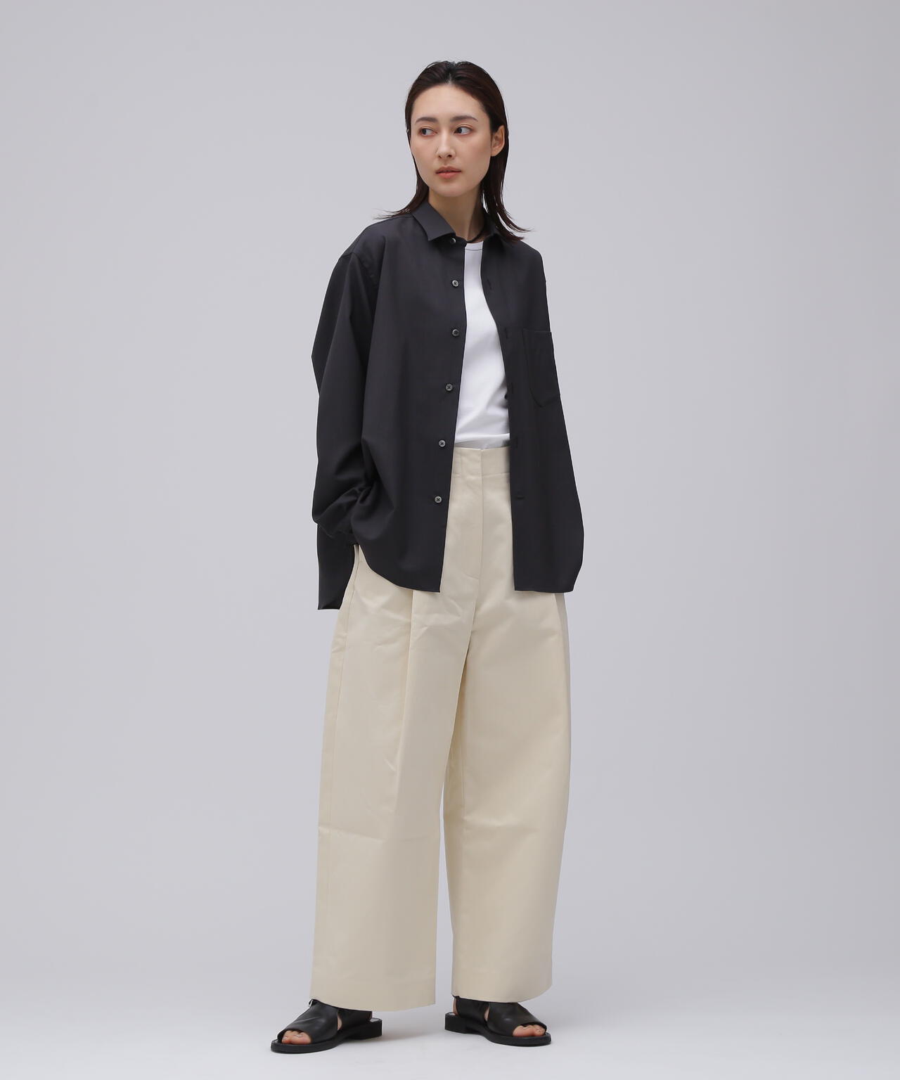 STUDIO NICHOLSON / PEACHED COTTON TWILL DEEP PLEAT VOLUME | THE