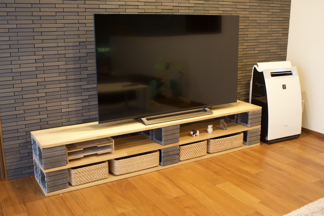 注文住宅でも映えるDIYテレビボードの作り方。工具ゼロで簡単オシャレ