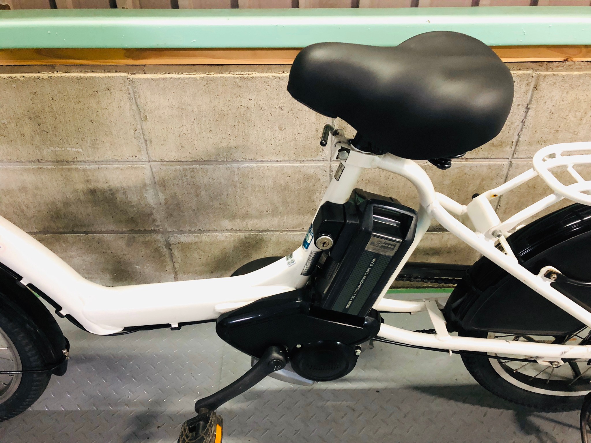 SOLD OUT】電動自転車 ヤマハ PAS Kiss 20インチ 大容量8.7Ah 白 子供